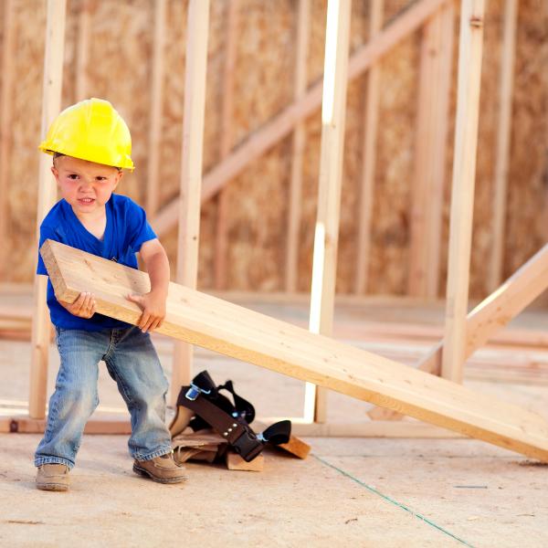 Kind Baustelle