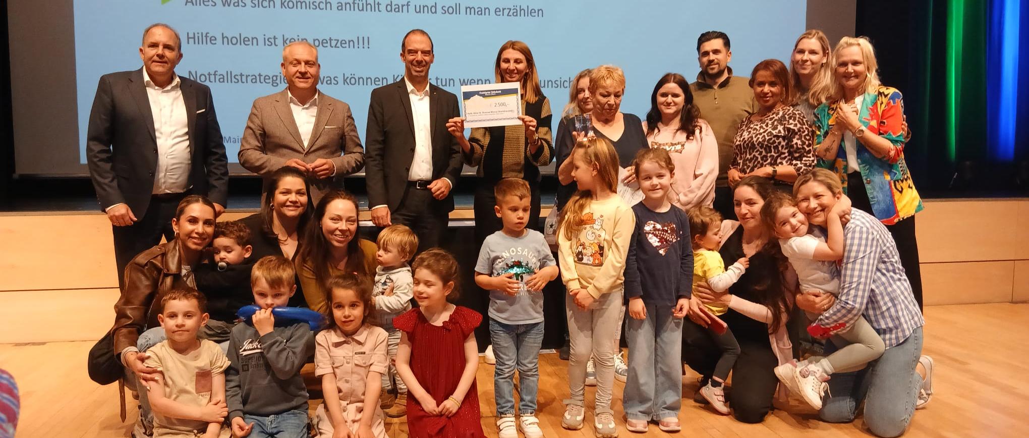 Preisverleihung an die Katholische Kindertagesstätte St. Thomas Morus, Obertshausen