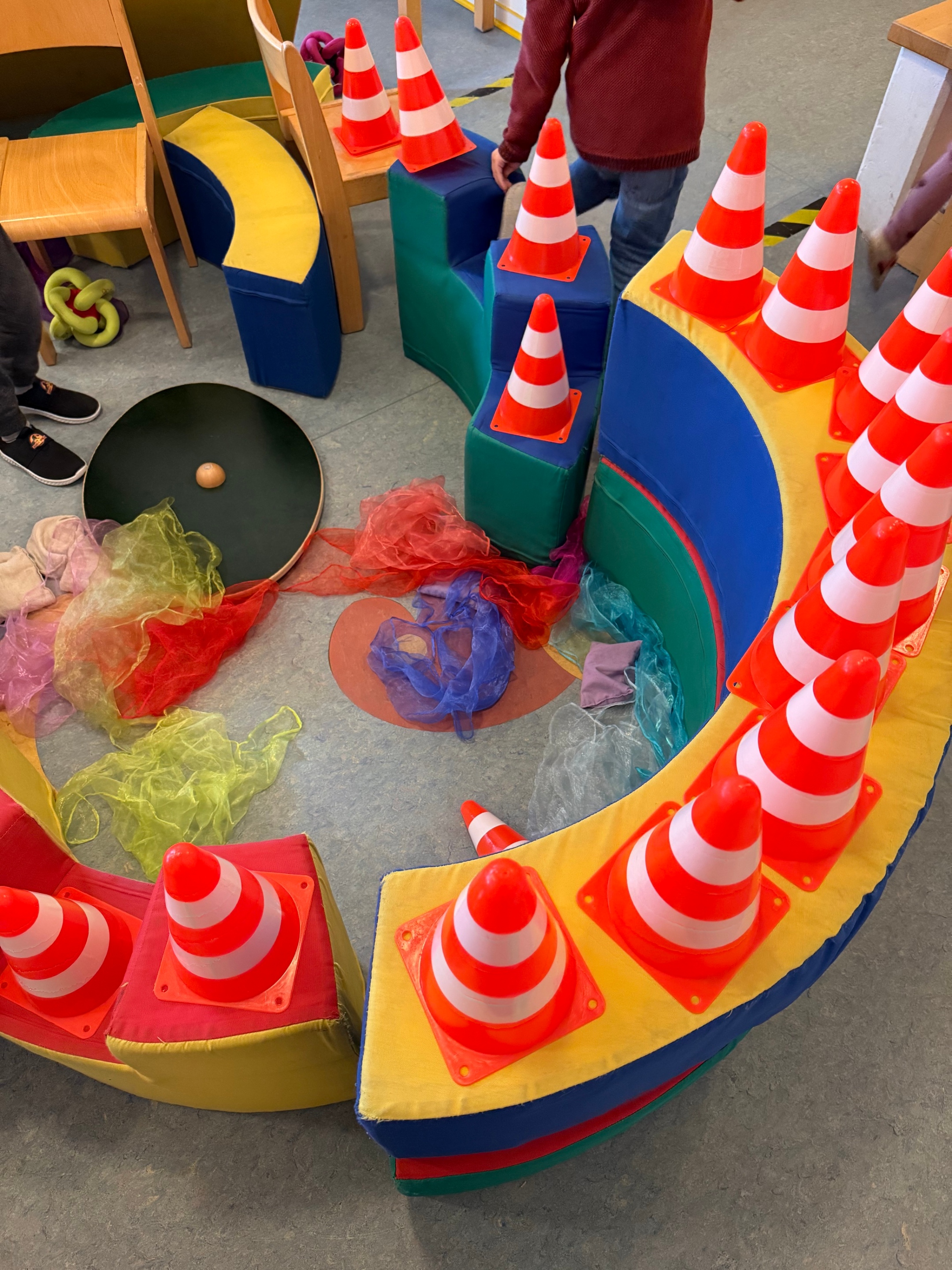 Bewegungsbaustelle gebaute Burg